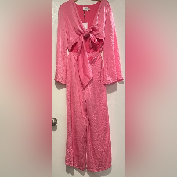 NWT: SNDYS X REVOLVE JUMPSUIT🌸 - Picture 5 of 13